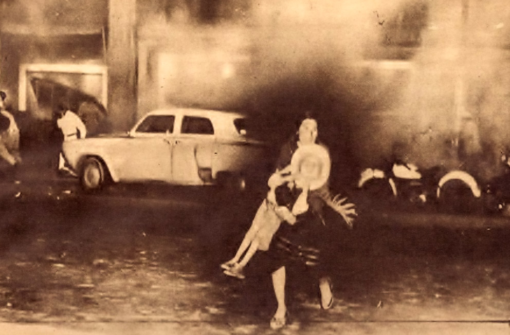 1952