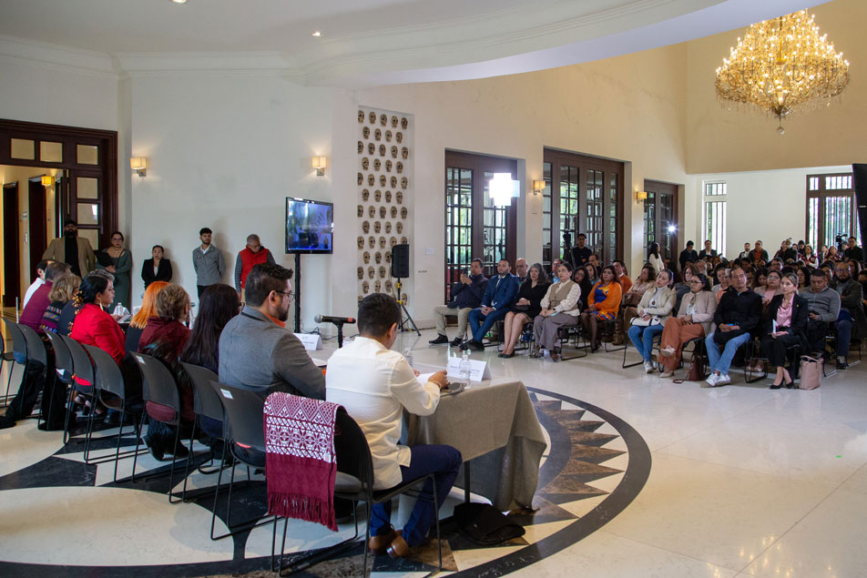 Encuentro Internacional - Proyecto integral Cultura de Paz, Igualdad y DDHH, repensar lo humano. Inauguración